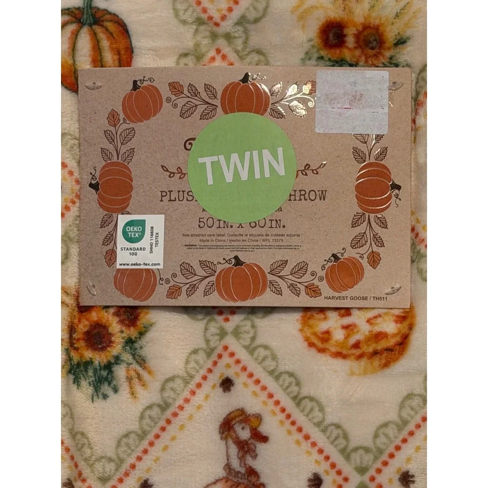Harvest Goose RJ 1916 Plush Throw Blanket Fall Pumpkin Sunflower Twin 50x60